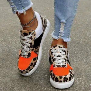 Techshoppy Fashionable Round Toe Lace-Up Sneakers